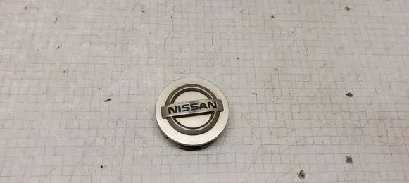 Nissan Primera Original wheel cap 40342AV610