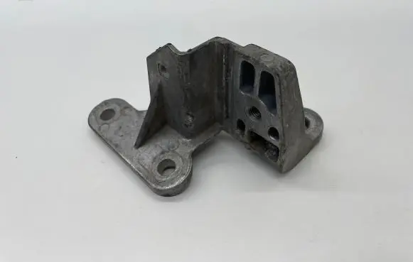 Audi A6 S6 C6 4F Gear shift cable bracket 4B0713125D