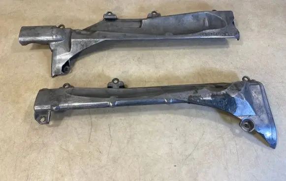 Mercedes-Benz G W461 W463 1st Gen Rear strut damper dust cover boot A6280162024