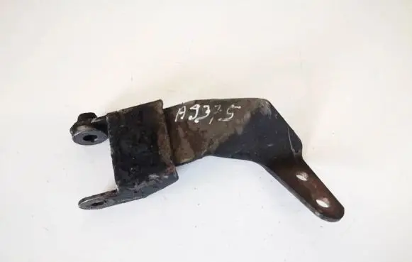 Alfa Romeo 159 Engine mounting bracket