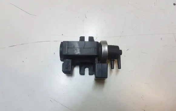 BMW 5 E60 E61 Turbo solenoid valve 16012058 EGR577WN105