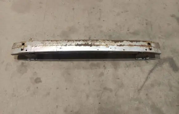 Toyota Corolla Verso AR10 Rear beam 