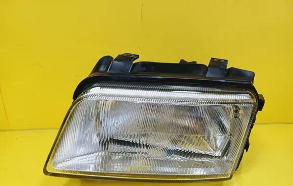 Audi A4 S4 B5 8D Headlight/headlamp 8D0941003A