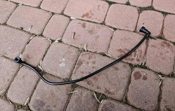 Opel Zafira C Fuel line/pipe/hose 13400233