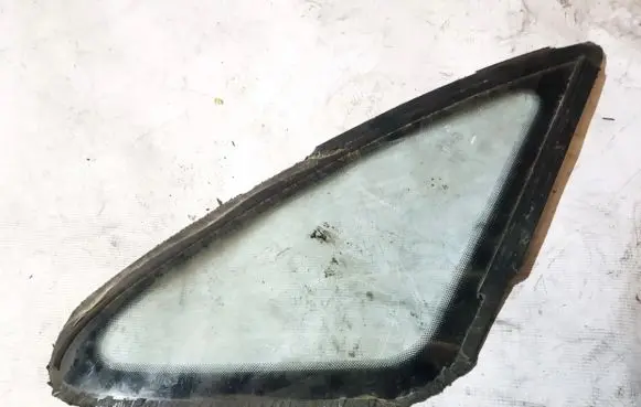 Mazda 626 Rear side window