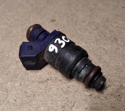 Audi A6 S6 C5 4B Fuel injector 078133551L