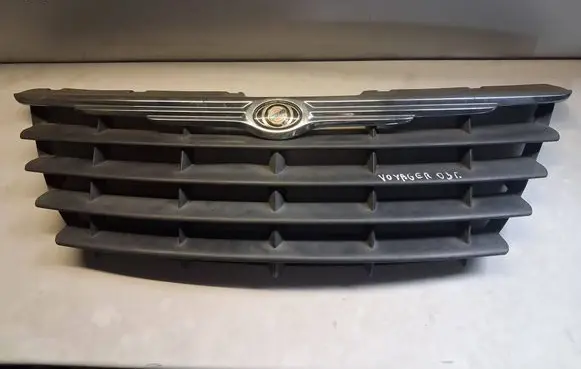 Chrysler Voyager Front bumper upper radiator grill 04857960AA 27169B