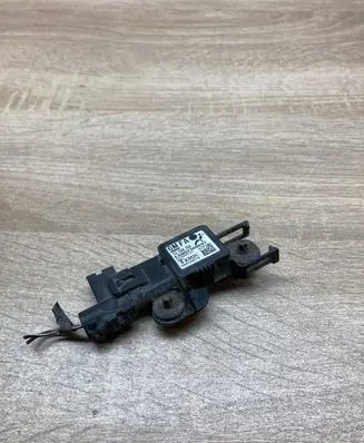 Opel Meriva A Airbag deployment crash/impact sensor 13158750