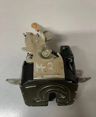 Mitsubishi Colt Tailgate/trunk/boot lock/catch/latch MR959190
