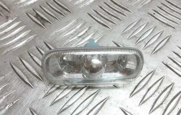 Audi A4 S4 B6 8E 8H Front fender indicator light 8E0949127