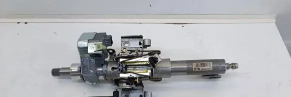 Steering wheel axle set