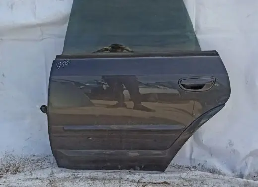 Subaru Outback Rear door Pilka