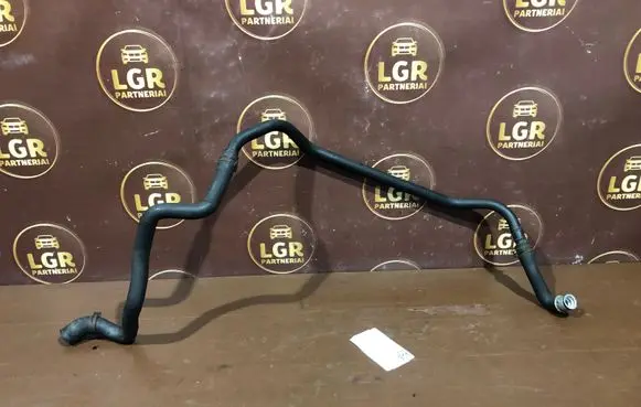 Mercedes-Benz E W211 Engine coolant pipe/hose A2115000372
