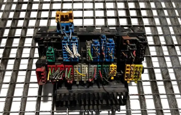 Fuse box set
