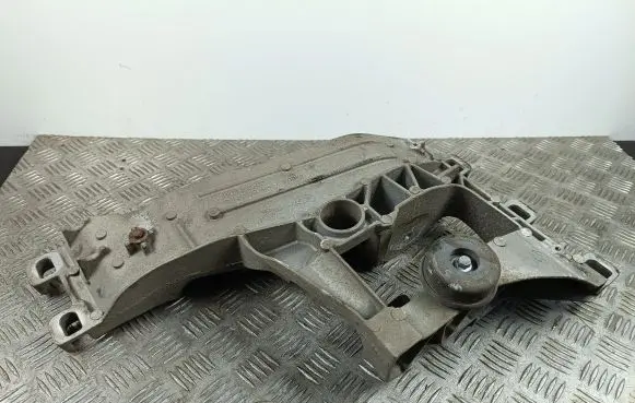KIA Sorento Gearbox mounting bracket HX735060DD