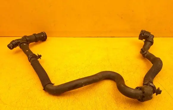 Citroen C5 Aircross Engine coolant pipe/hose 1800580415