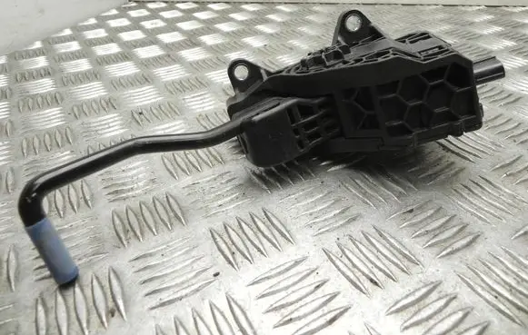 Toyota RAV 4 (XA50) Accelerator throttle pedal 7811042070