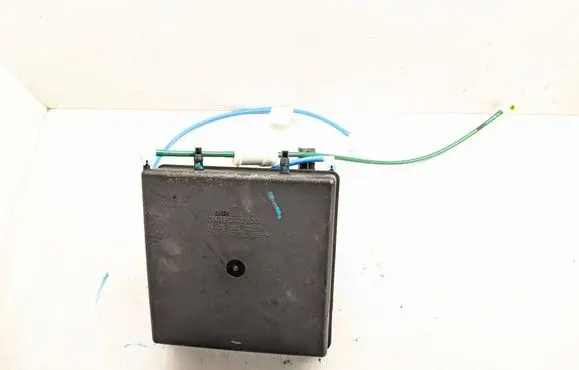 Mercedes-Benz S W222 Vacuum air tank A2228050019