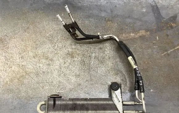 Cadillac SRX Power steering radiator 25758491