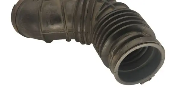 Air intake hose/pipe