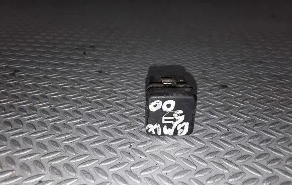BMW 5 E39 Other switches/knobs/shifts 8360829