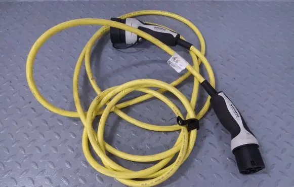 Audi e-tron Electric car charging cable 1ea971639f 1Z4971629E