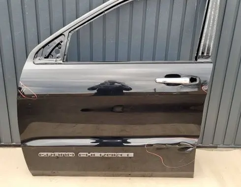 Jeep Grand Cherokee Front door
