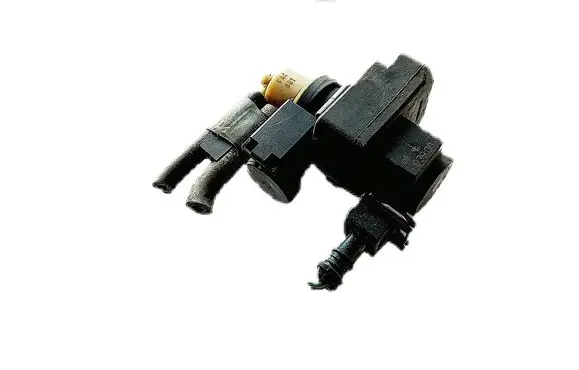 Renault Megane II Turbo solenoid valve 8200486264
