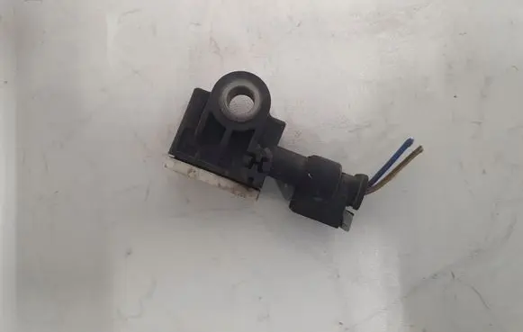 Peugeot Partner III Airbag deployment crash/impact sensor A1668210151