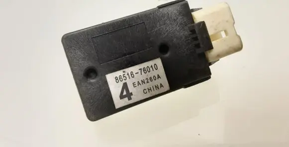 Lexus CT 200H Other control units/modules 8651676010