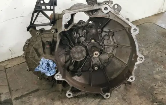 Volkswagen Up Manual 5 speed gearbox NZE 1510231 0516