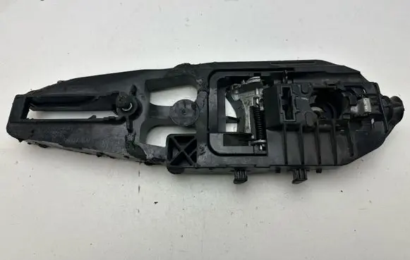 Ford Mustang VI Rear door exterior handle/bracket DS73F22465B