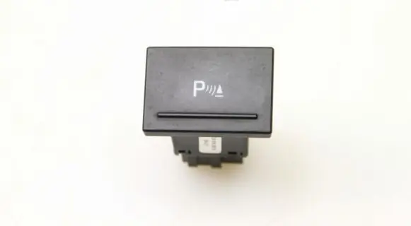 Volkswagen Touareg I Parking (PDC) sensor switch 7L6919281A