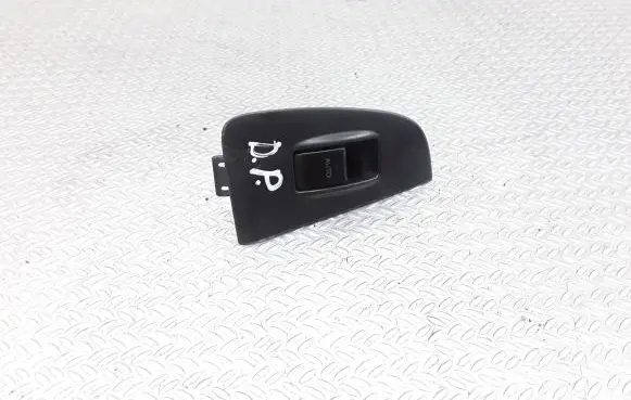 Toyota Avensis T250 Electric window control switch 7423105140