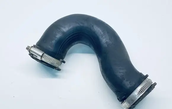 Audi A8 S8 D3 4E Intercooler hose/pipe 4E0145738D