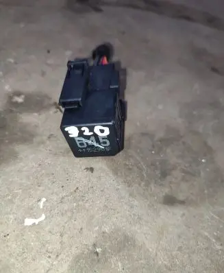Volkswagen PASSAT B7 USA Other relay 4H0951253A