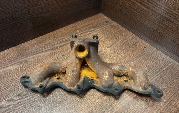 Peugeot Boxer Exhaust manifold 135317