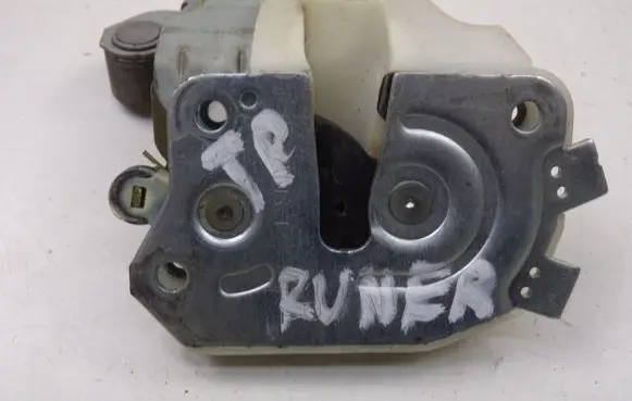 Mitsubishi Space Runner Rear door lock