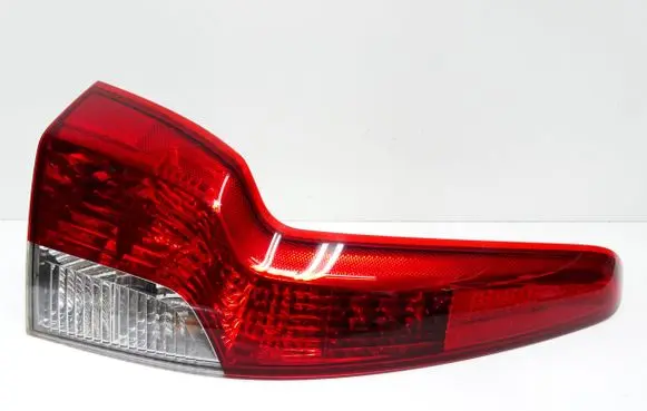 Volvo V50 Rear/tail lights 30744543 14543