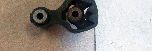 Mazda CX-5 Gearbox mount
