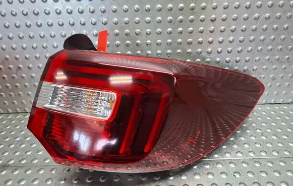 Opel Crossland X Rear/tail lights S27639083 YP00098280
