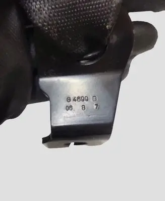 Opel Zafira B Front seatbelt 560834901D F13242304