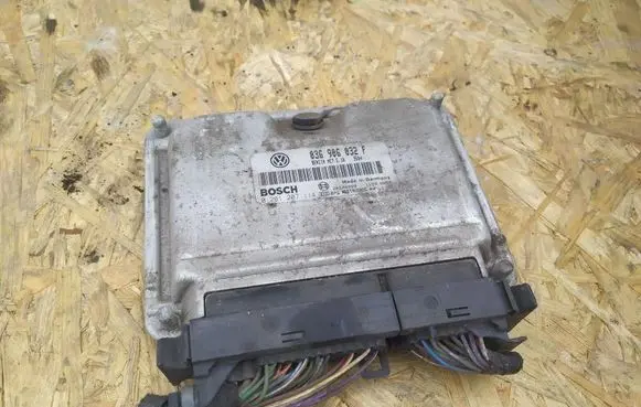 Volkswagen Golf IV Engine control unit/module ECU 036906032F