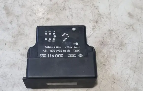 Volkswagen II LT Glow plug pre-heat relay 2D0911253 899063000