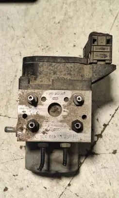 Audi A6 Allroad C5 ABS Pump 8E0614111AS 0265202401