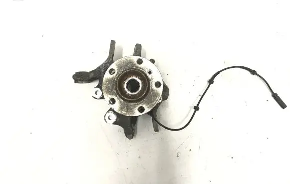BMW 5 F10 F11 Rear wheel hub 6793769