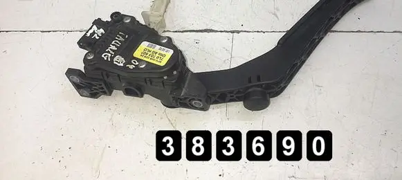 Volkswagen Touareg I Accelerator throttle pedal 7l0723507