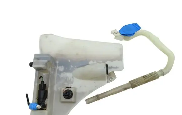 Volkswagen Touareg II Windshield washer fluid reservoir/tank 7P0955453A 7P6955463 7L6955455