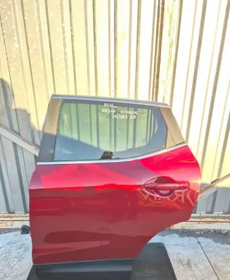 Nissan Qashqai Rear door 