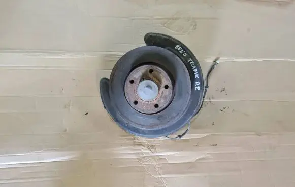 Renault Trafic II (X83) Rear wheel hub